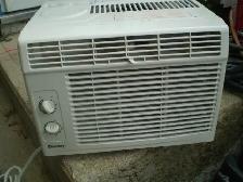 DANBY 5000 BTU AIR CONDITIONER-NO SIDE SCREENS-$50