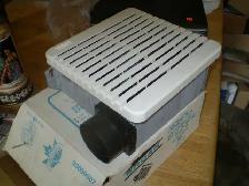 NEW OLD STOCK BROAN 50 CFM BATHROOM FAN-COMPLETE IN BOX $25 - Photo 3