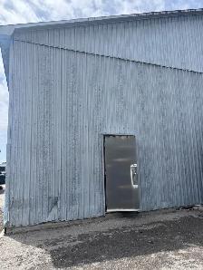 $1,250 - Utilities Included - Warehouse - Commercial Garage/Shop - Photo 3