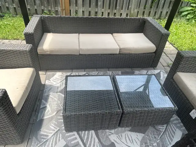 5-Piece Outdoor Patio Conversation Set – $395