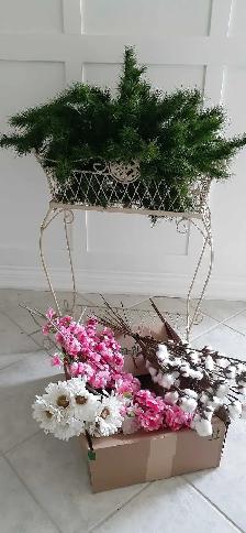 Vintage Style Metal Planter Bundle Sale - Photo 8