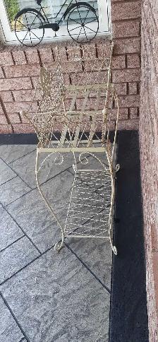 Vintage Style Metal Planter Bundle Sale - Photo 9