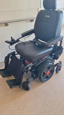 FAUTEUIL ROULANT ÉLECTRIQUE LUXUEUX!!