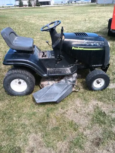 RIDING MOWER
