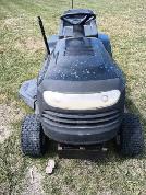 RIDING MOWER - Photo 2