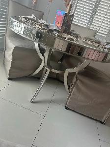 Mirrored Round Dining Table – Project Piece – $125