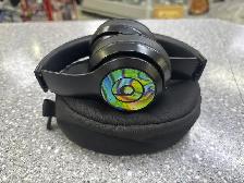 Beats Solo 3 Bluetooth Headphones With Case