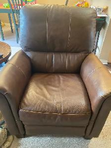 Ethan Allen 2 Leather Reclining Chairs
