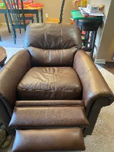Ethan Allen 2 Leather Reclining Chairs - Photo 2