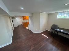 Bright one-Bedroom Basement Apt, only 7 Steps (59 inch) Down fro - Photo 3