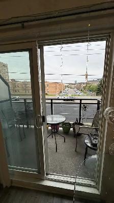 1 Bedroom Condo excellent location in Mississauga for rent - Photo 6