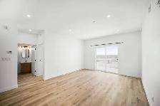 LUXURY 3 Bedroom Apartment! With Fitness Centre! - Photo 8