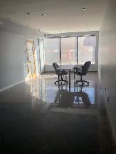 Commercial Unit for Lease in Vaughan - Photo 2