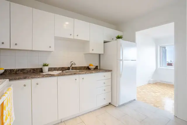 3.5, 1 chambre, for rent, à,louer, St-Laurent, Saint Laurent