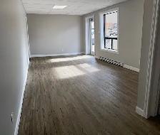 Industrial Space For Lease - !NO MECHANICS! - Photo 5