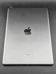 iPad 7th Gen 32GB - Photo 2