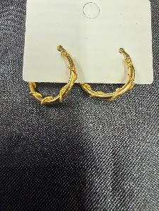Women's 14K Gold Hoop Earrings