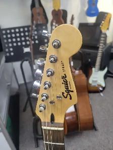 Squier Strat By Fender Electric Guitar - Photo 5