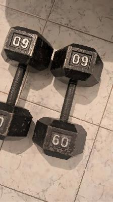 Pair of 60 lb cast iron hex dumbbells - Photo 2