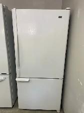 Réfrigérateur blanc 30'' congélateur au bas Maytag