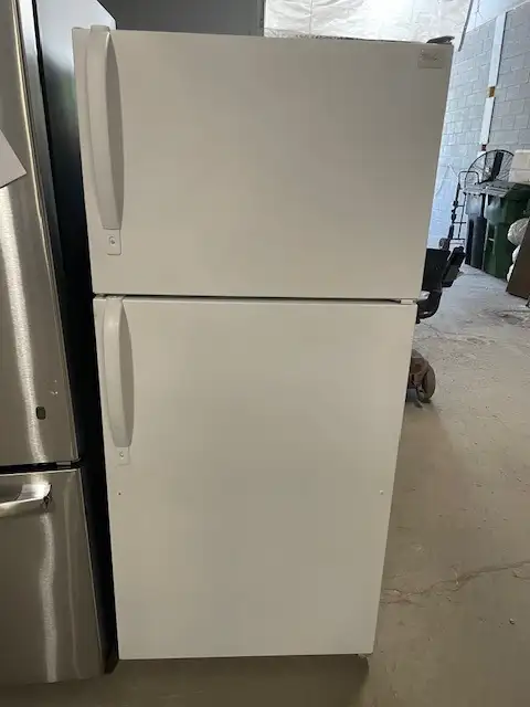 Réfrigérateur blanc 28'' hauteur 62'' Whirlpool