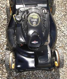 POULAN PRO SELF PROPELLED GAS LAWN MOWER - Photo 4