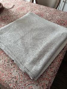 blanket & pillows