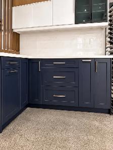 Kitchen Cabinet Display Set w/ Quartz Countertop - Photo 2