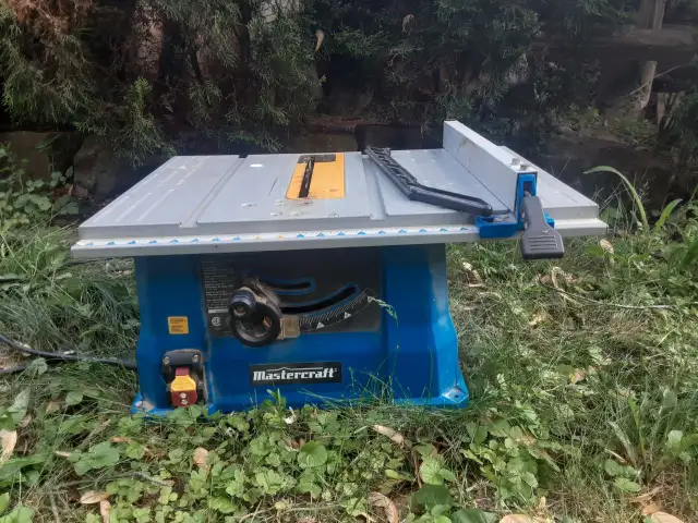 Mastercraft 10' Table Saw