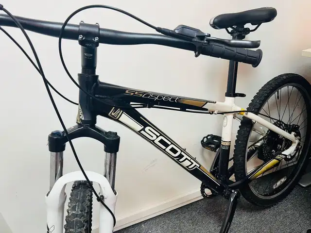 Scott Aspect 50 MTB Hardtail  ( Small )