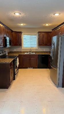3 bedroom 2.5 bathroom house for rent - Photo 6