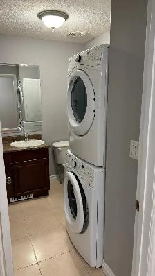 3 bedroom 2.5 bathroom house for rent - Photo 8