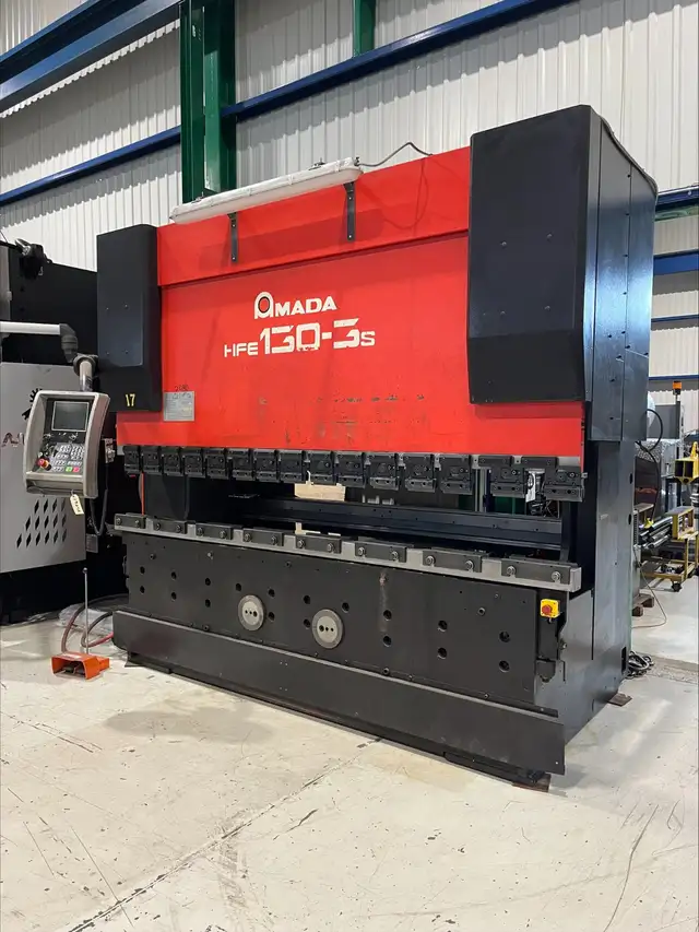 Presse plieuse CNC Press Brake 10' X 143 tonnes