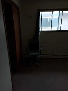 room for rent - Photo 2