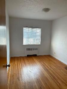 $1,795 / 1br - 1 BED APT AVAILABLE - PET FRIENDLY  BURNABY - Photo 4