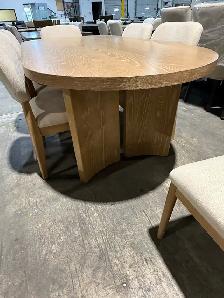 82" oval dining table with 6 chairs - Photo 4
