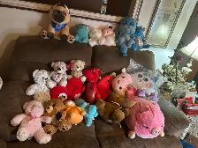 stuffed animals - Photo 3