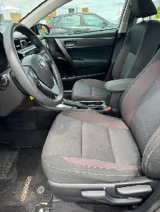 2017 Toyota Corolla LE : No Reported Accidents - Photo 8