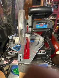 DELTA mitre saw and bench grinder  and Dewalt cordless drill - Photo 2