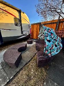 Round Wicker Patio Daybed / Modular Sectional  No Cushions  $300 - Photo 5