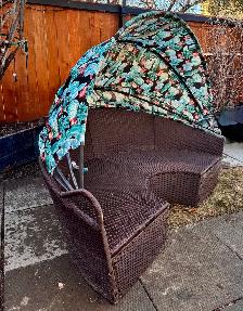 Round Wicker Patio Daybed / Modular Sectional  No Cushions  $300 - Photo 6