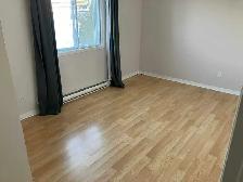 Très grand 6 1/2 à louer dans un secteur très recherché de Longu - Photo 8