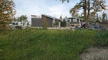 1.1 Acres, 1 1/2 minutes from the Edmonton City limits. - Photo 5