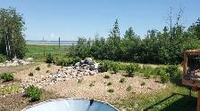 1.1 Acres, 1 1/2 minutes from the Edmonton City limits. - Photo 6
