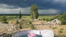 1.1 Acres, 1 1/2 minutes from the Edmonton City limits. - Photo 7