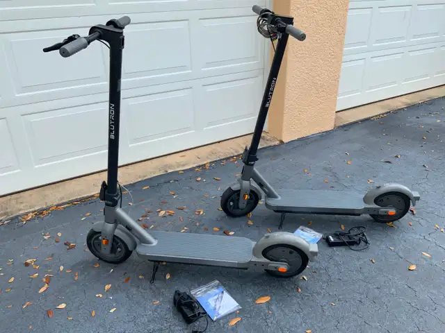 E SCOOTER- 2 BLUTRON S65