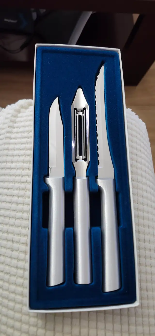 Brand NEW Rada Cutlery Stainless steel knife set