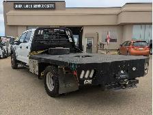 2022 Ford Super Duty F-550 DRW XLT 4WD Crew Cab 179 WB 60 CA - Photo 9