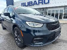2022 Chrysler Pacifica Touring L AWD, Loaded!! - Photo 2