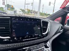 2022 Chrysler Pacifica Touring L AWD, Loaded!! - Photo 23
